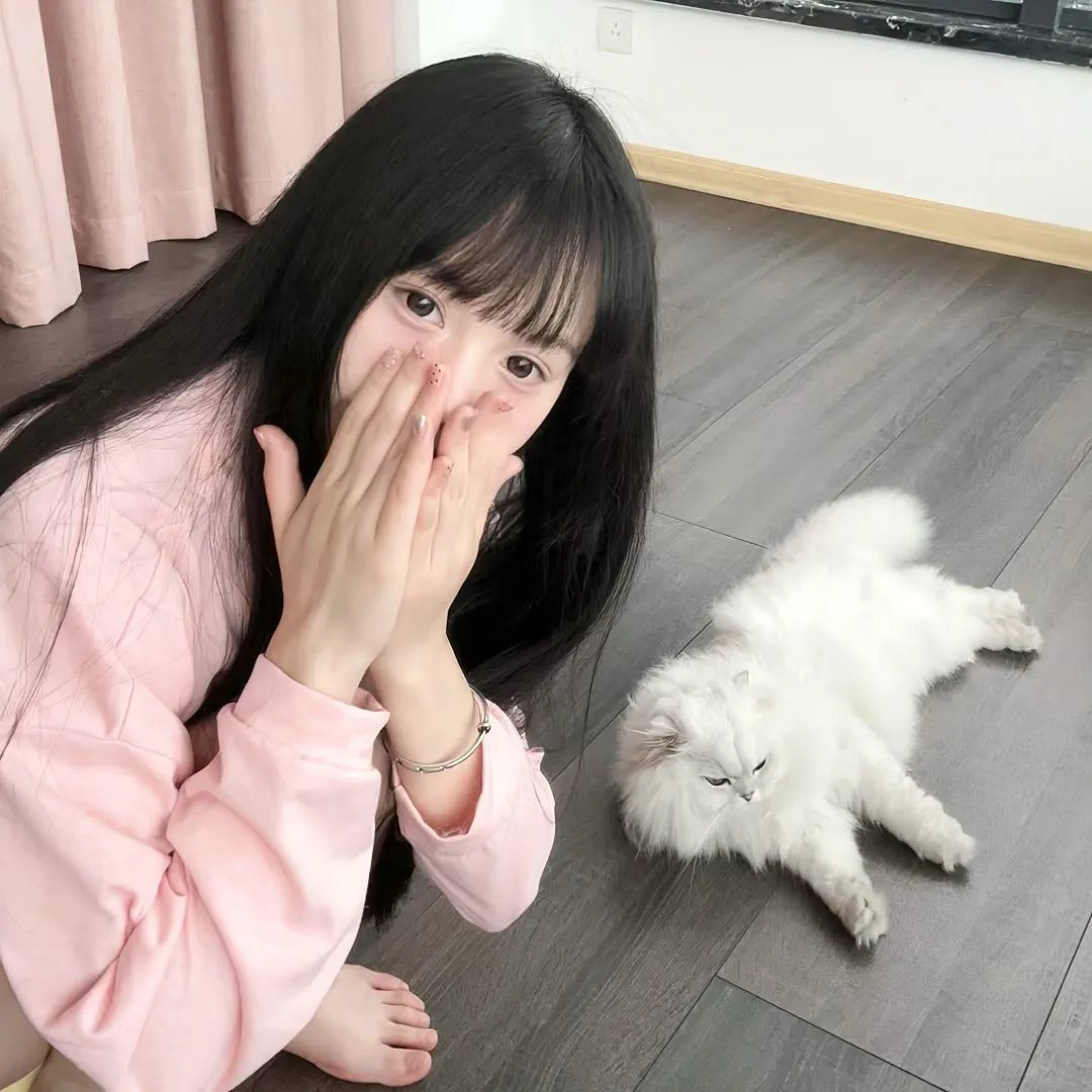 有朵云像你海报